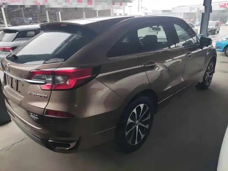 Honda Avancier 240 TURBO 2 WD Luxury