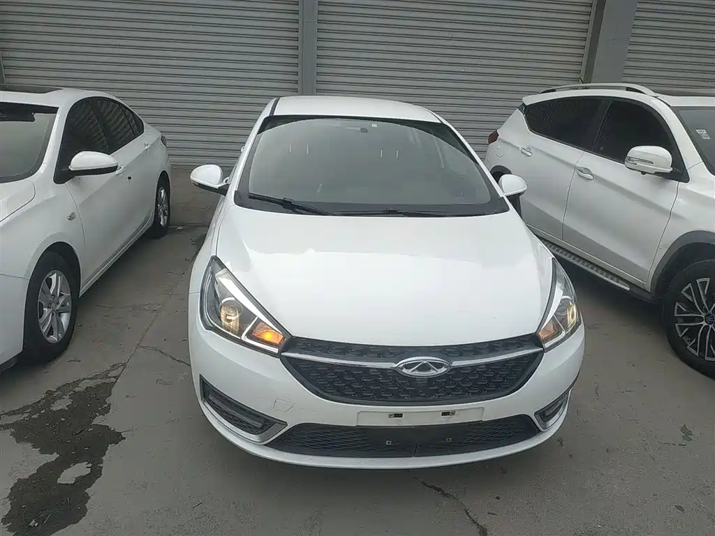 Arrizo 5 1.5 L CVT Leading Trend