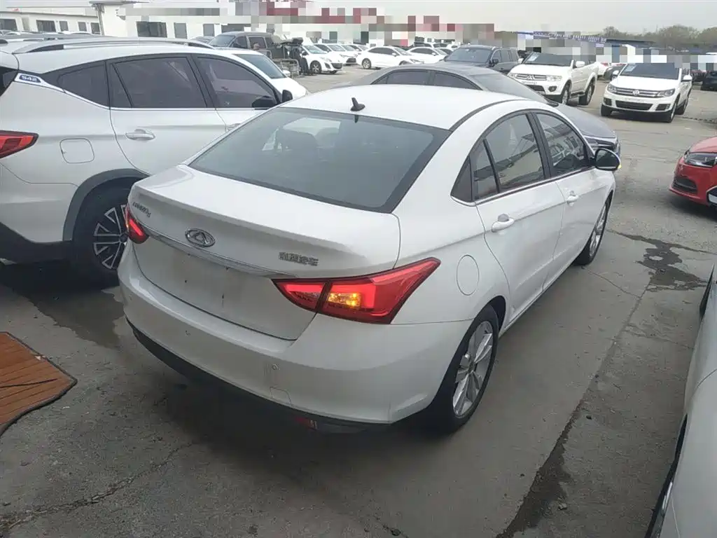 Arrizo 5 1.5 L CVT Leading Trend