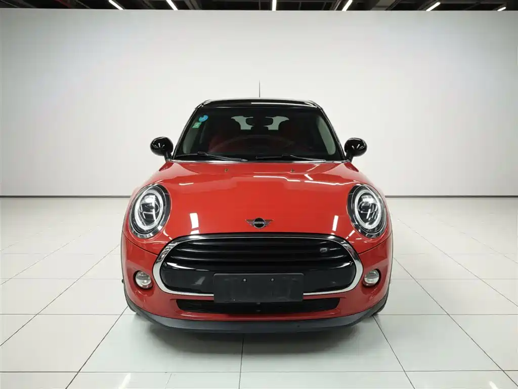 MINI 1.5 T COOPER Classic 5-door