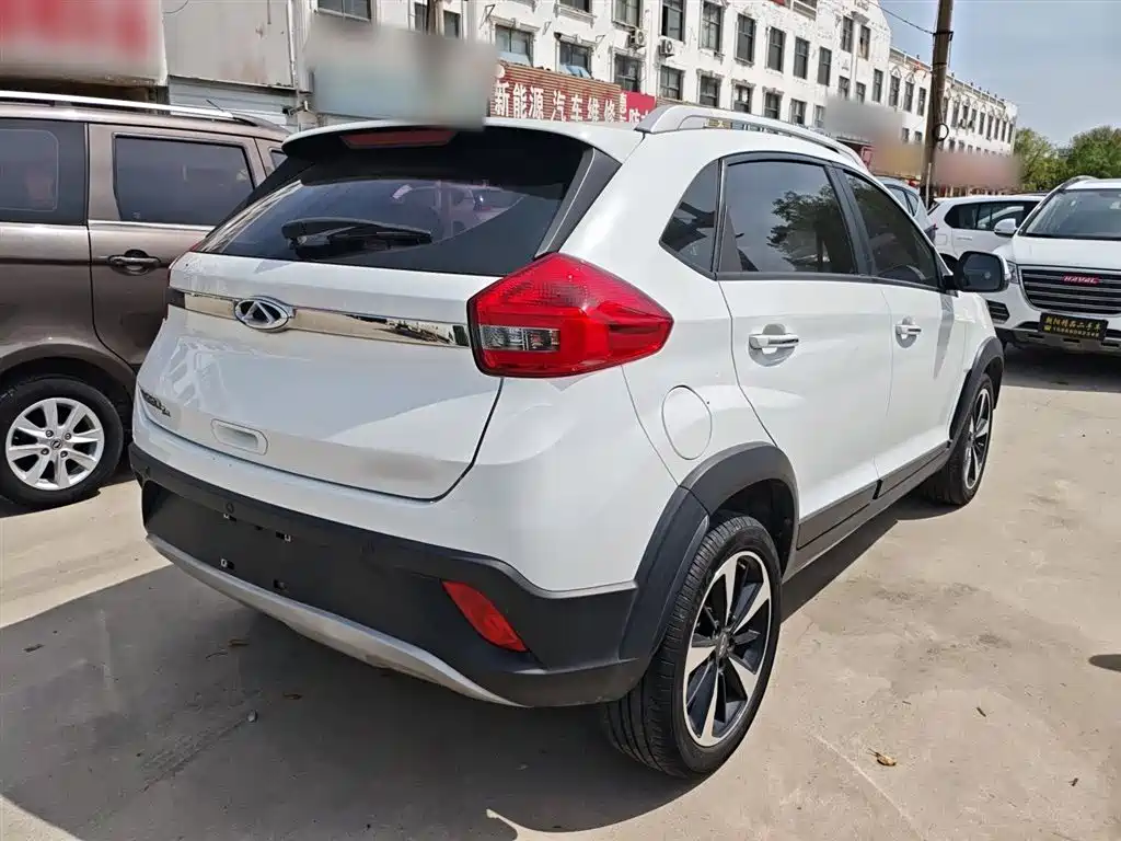 Tiggo 3 x 1.5 L Auto Luxury