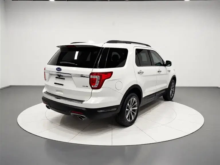 Ford Explorer (Import) 2.3 T Elite