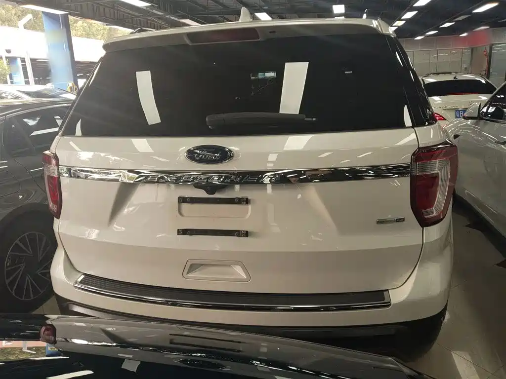 Explorer (Import) 2.3 T Elite