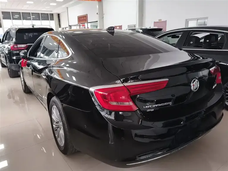 Buick LaCrosse 20 T Luxury