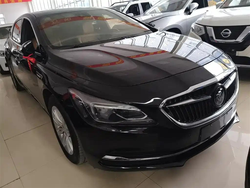 LaCrosse 20 T Luxury