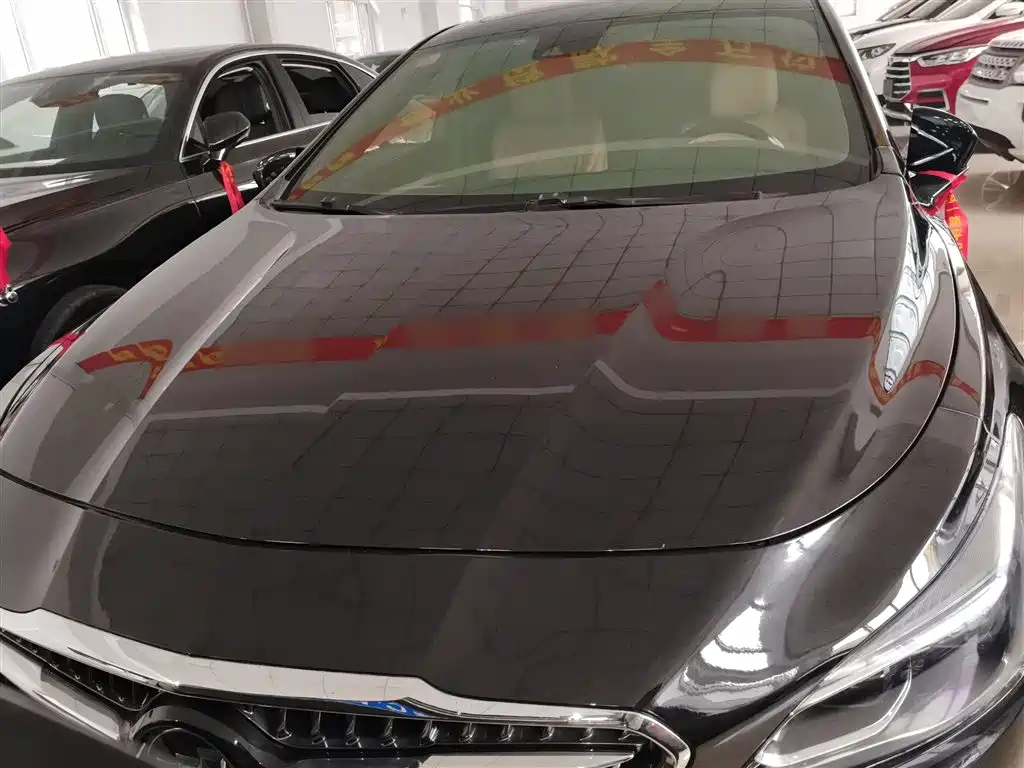 LaCrosse 20 T Luxury