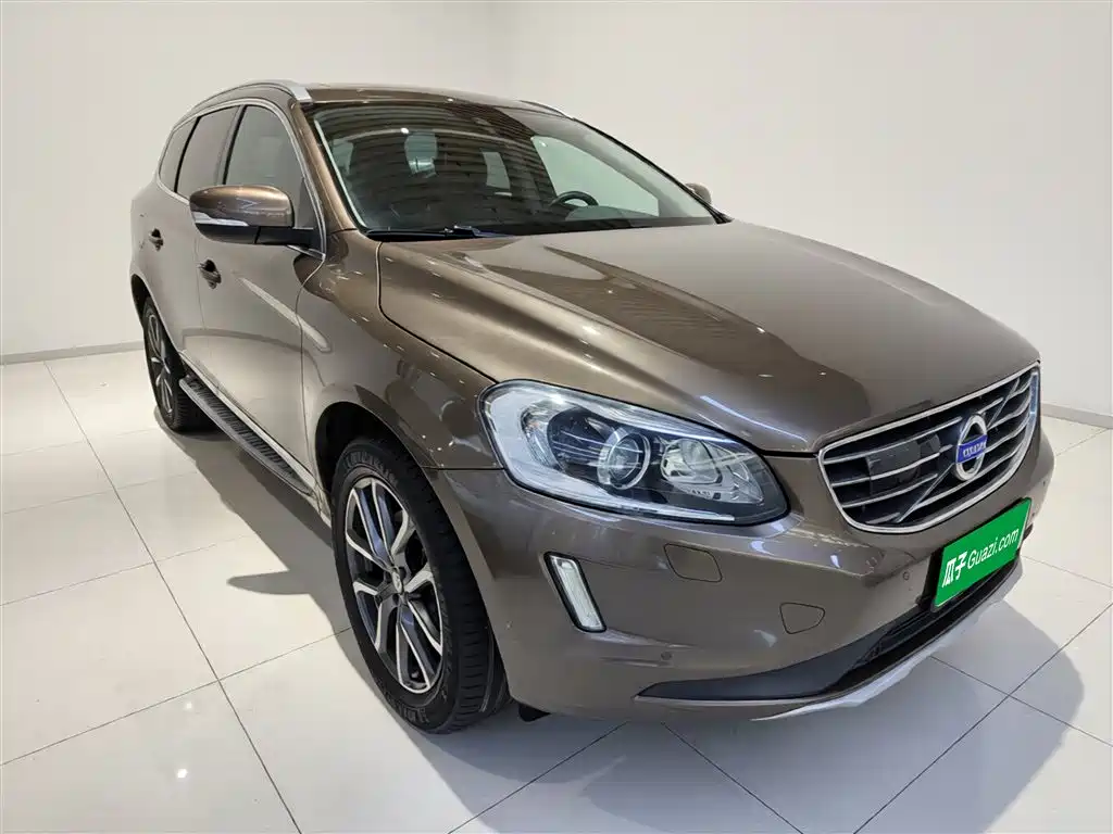 Volvo XC60 T5 AWD Smart Vision Upgraded