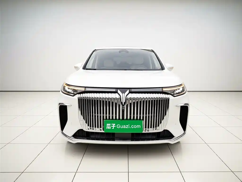 Voyah Dreamer PHEV 4 WD Flagship Kunpeng
