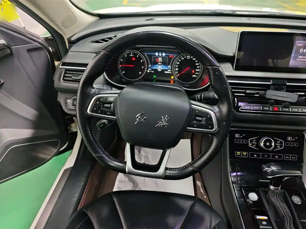 Hongqi H5 30 TD Connected Agile