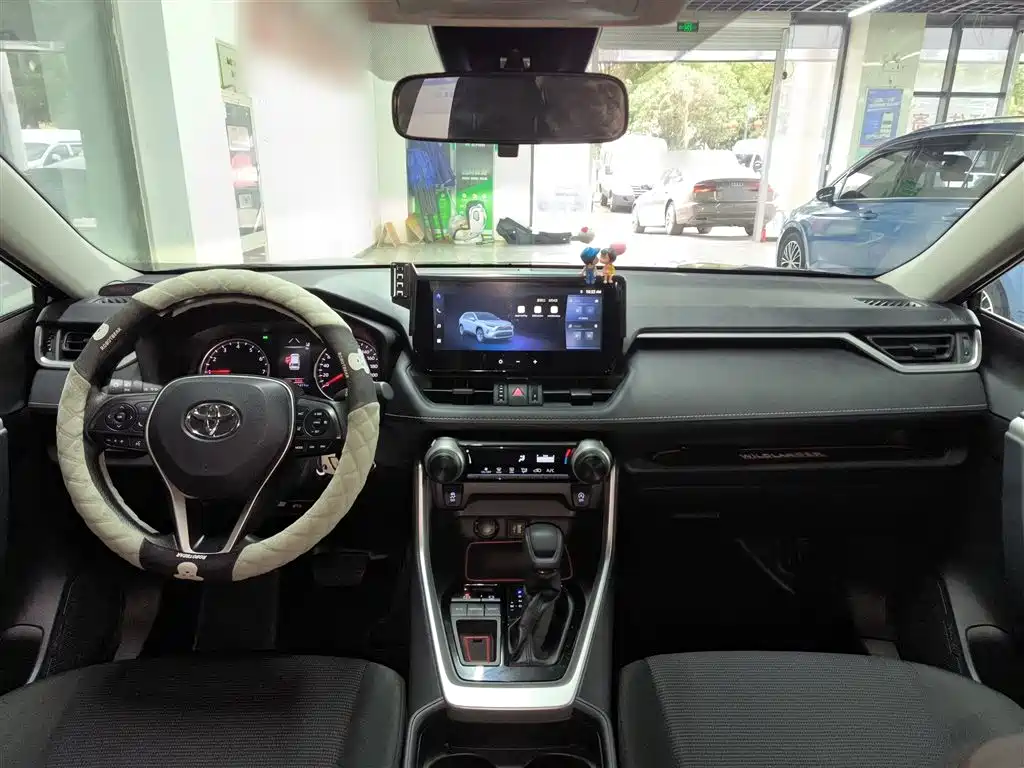 RAV4 2.0 L CVT 2 WD Urban