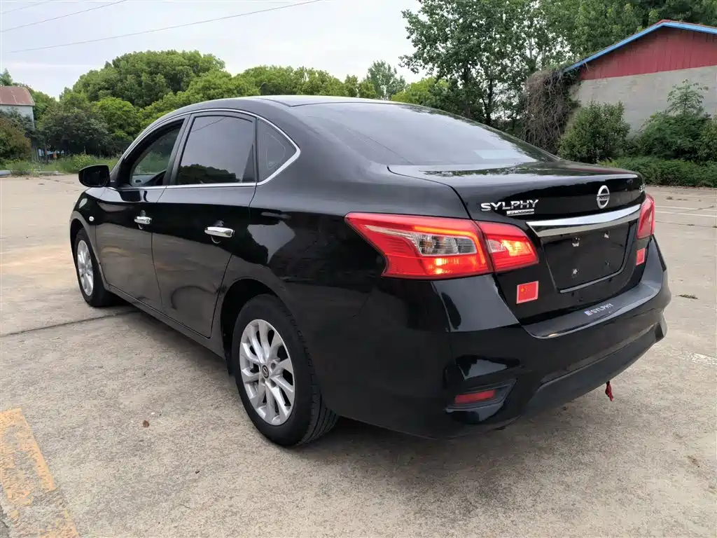 Sylphy Facelift Classic 1.6 XL CVT Luxury