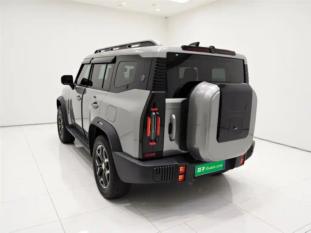 Jetour Traveller 2.0 T 4 WD Cross PRO