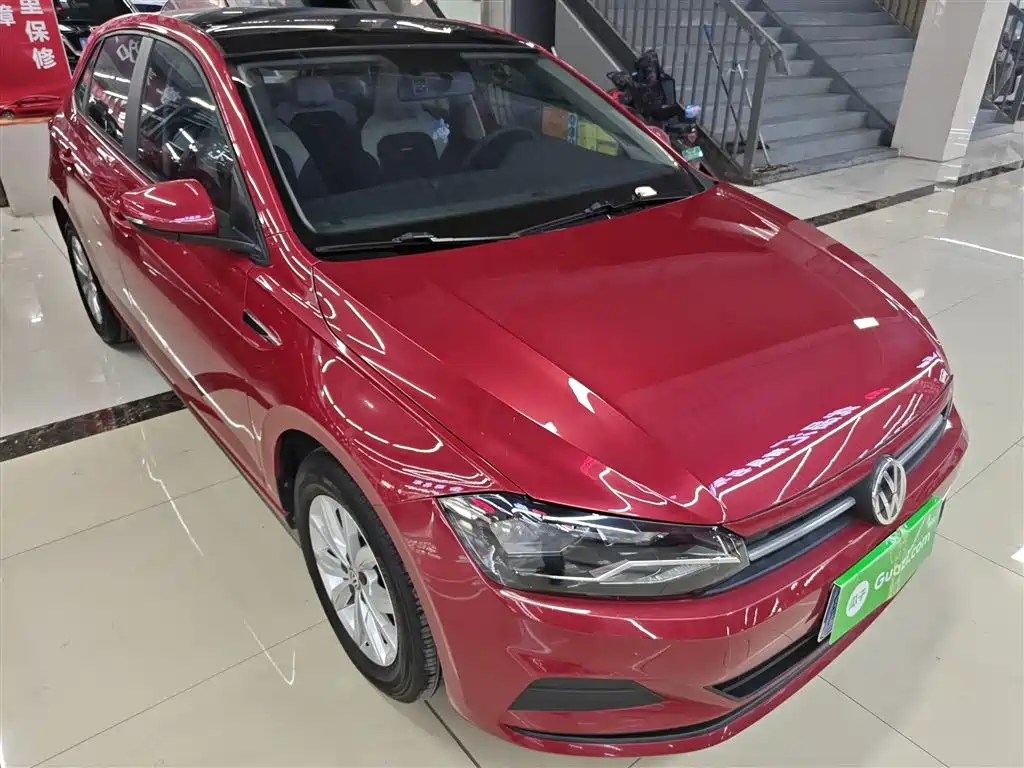 Polo Plus 1.5 L Auto Colorful Tech