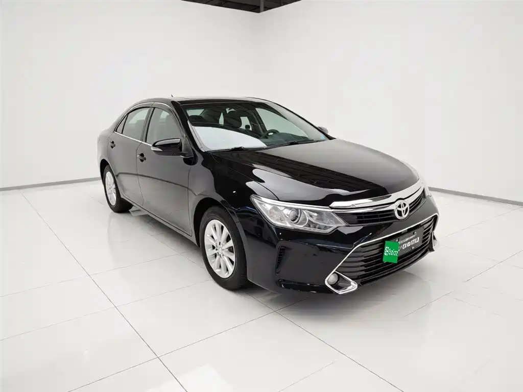 Camry 2.0 G Leading