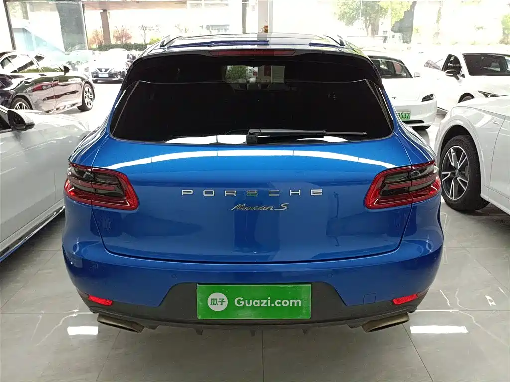 Macan Macan 2.0 T