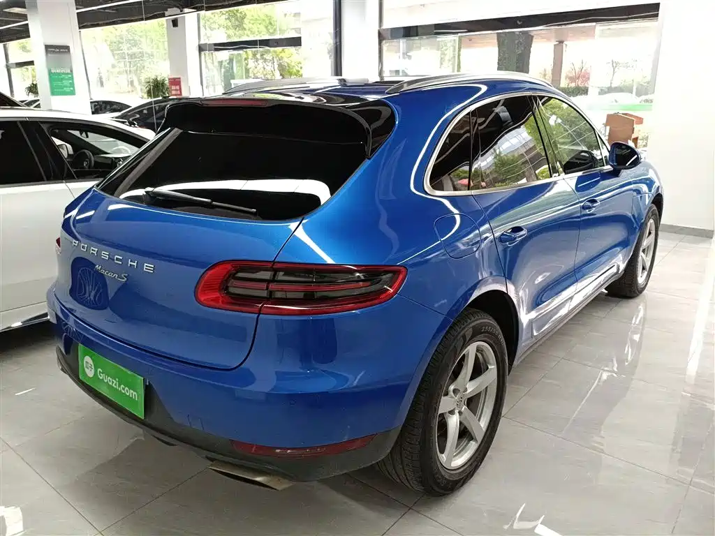 Macan Macan 2.0 T