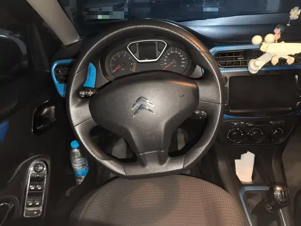 Elysee 爱丽舍 2016款 1.6 L 手动舒适型