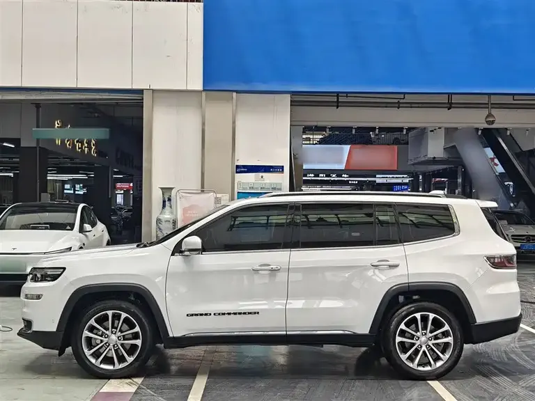 Jeep Grand Commander 大指挥官 2018款 2.0 T 两驱进享版 国V