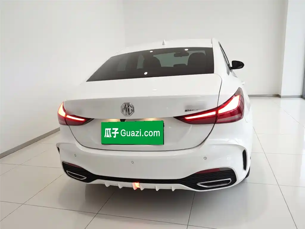 MG5 MG5 2025款 180 DVVT 全球豪华版