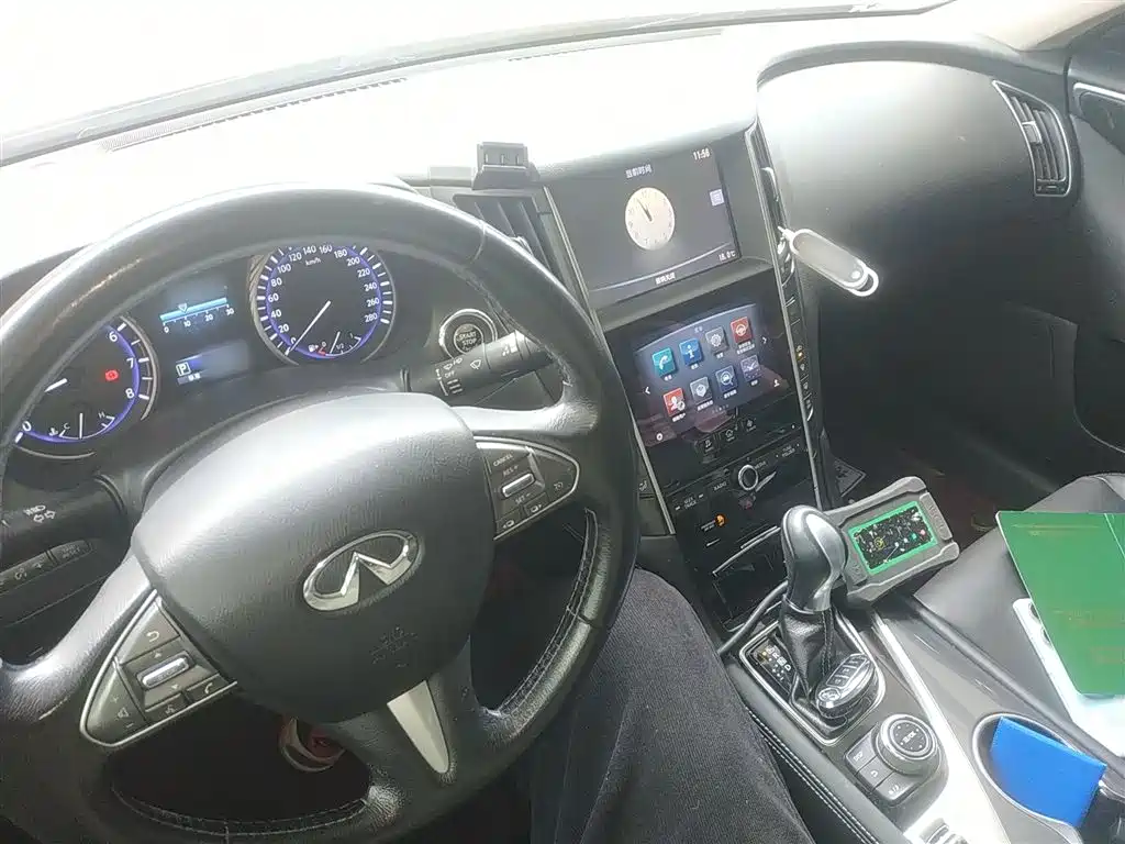 Infiniti Q50 L 2.0 T Comfort
