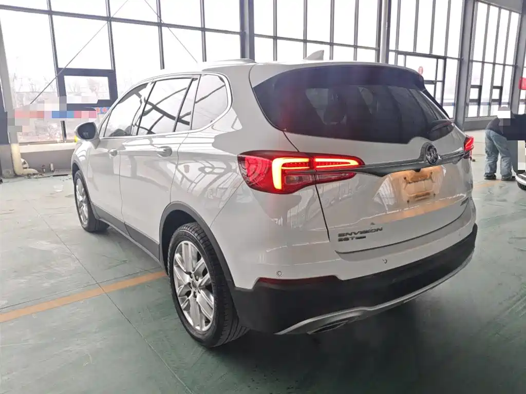 Envision Plus 28 T 4 WD Elite