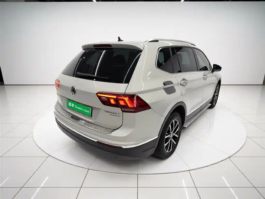 Tiguan L 330 TSI Auto 2 WD Luxury
