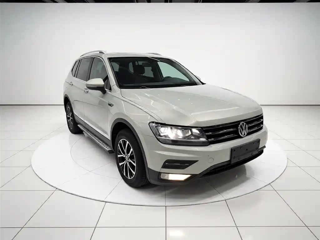 Tiguan L 330 TSI Auto 2 WD Luxury