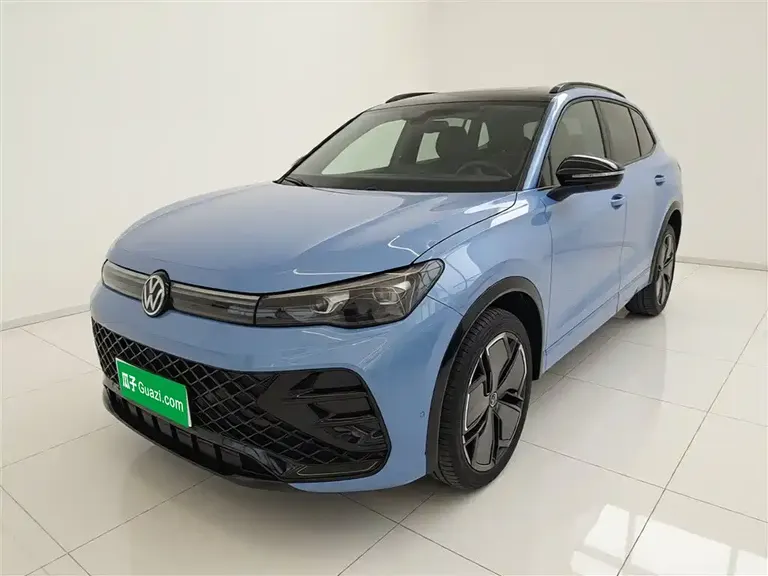 Volkswagen Tiguan L PRO 380 TSI 4 WD R-Line Smart Supreme