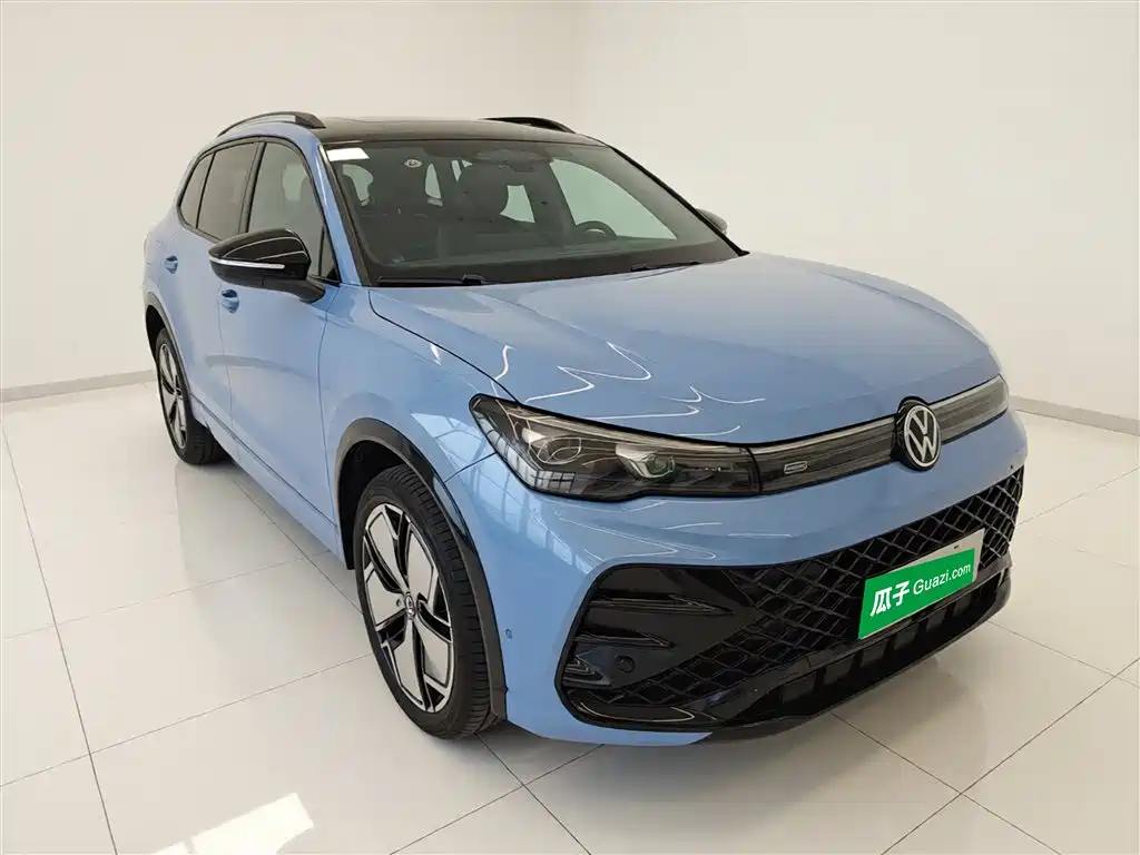 Tiguan L PRO 380 TSI 4 WD R-Line Smart Supreme