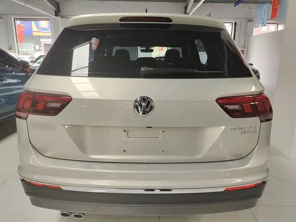 Tiguan L Facelift 330 TSI Auto 2 WD Smart Motion Luxury CN-VI