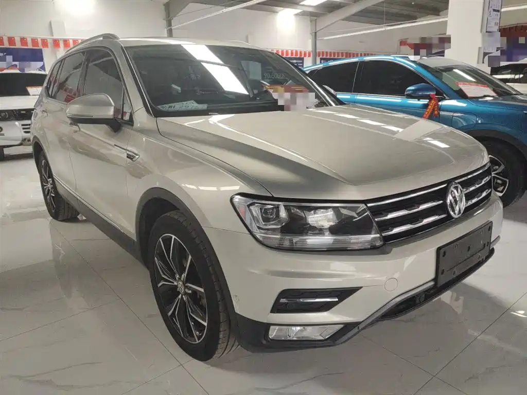 Tiguan L Facelift 330 TSI Auto 2 WD Smart Motion Luxury CN-VI