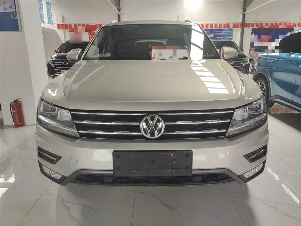 Tiguan L Facelift 330 TSI Auto 2 WD Smart Motion Luxury CN-VI
