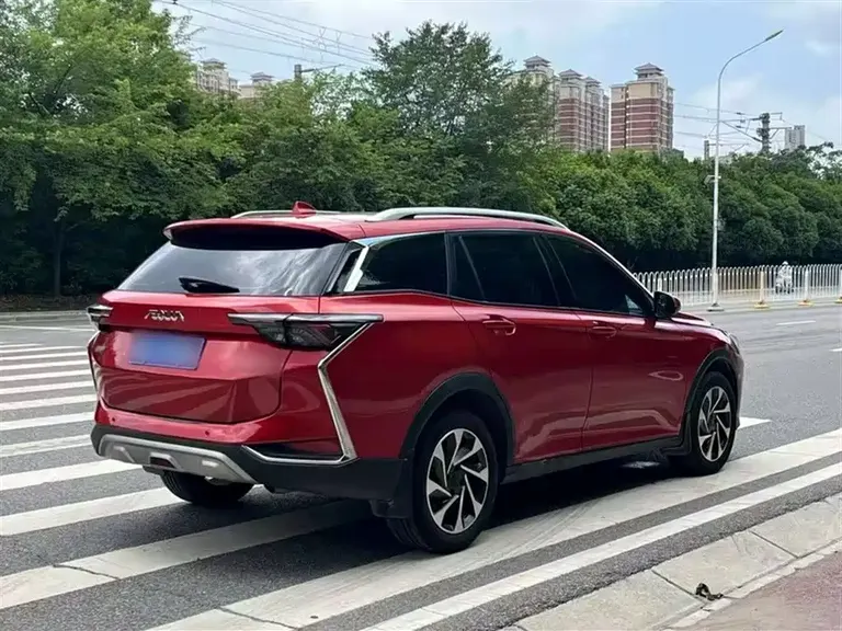 Dongfeng Yixuan GS 230 T Auto Cross Eye
