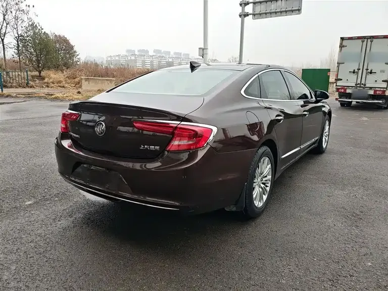 Buick LaCrosse 20 T Elite