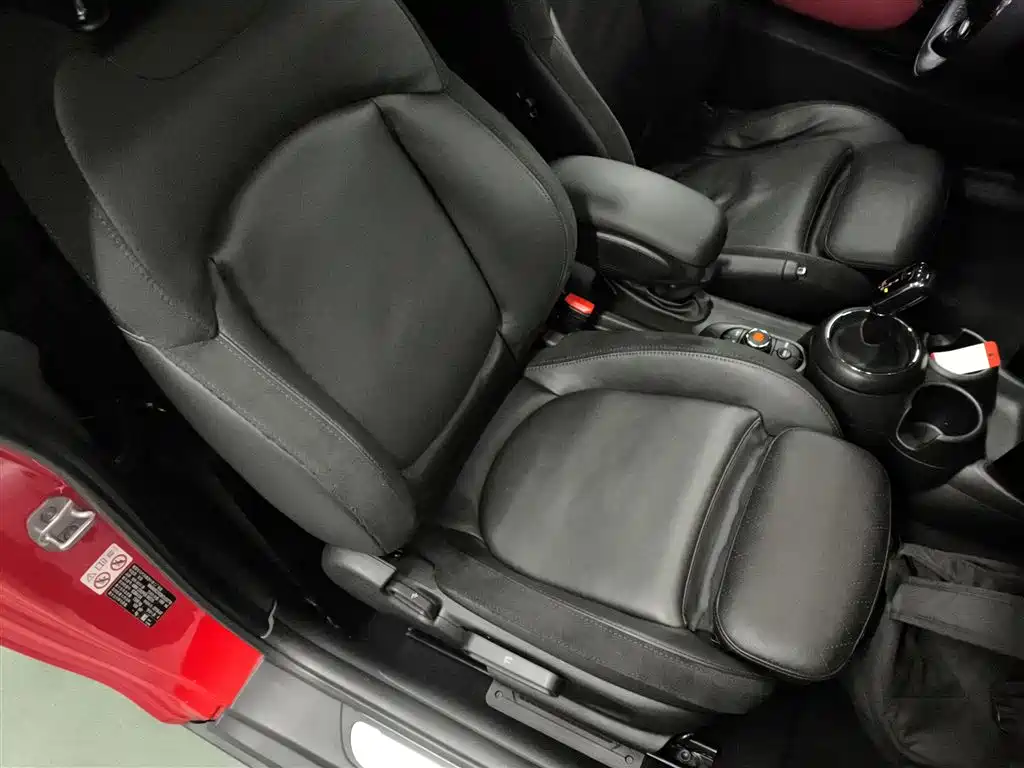 MINI 1.5 T COOPER Artist