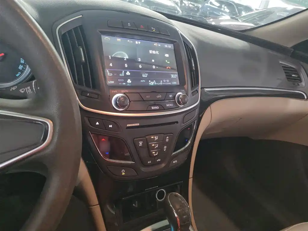 Regal 2.0 L Leading Fashion