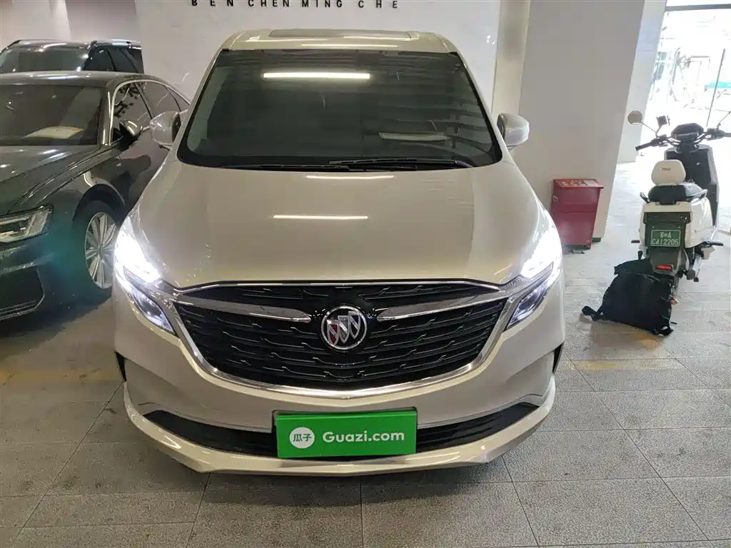 Buick GL8 ES LaCrosse 653 T Comfort