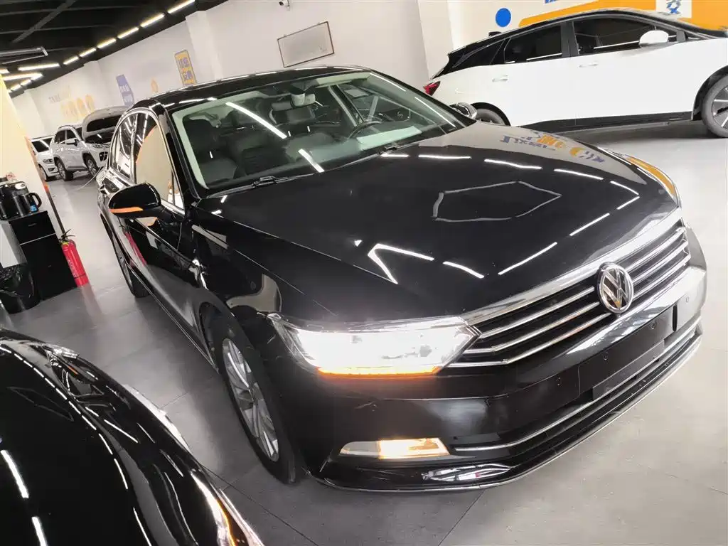 Magotan 330 TSI DSG Luxury CN-VI