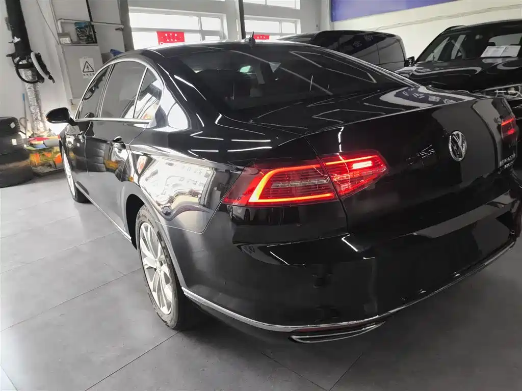 Magotan 330 TSI DSG Luxury CN-VI