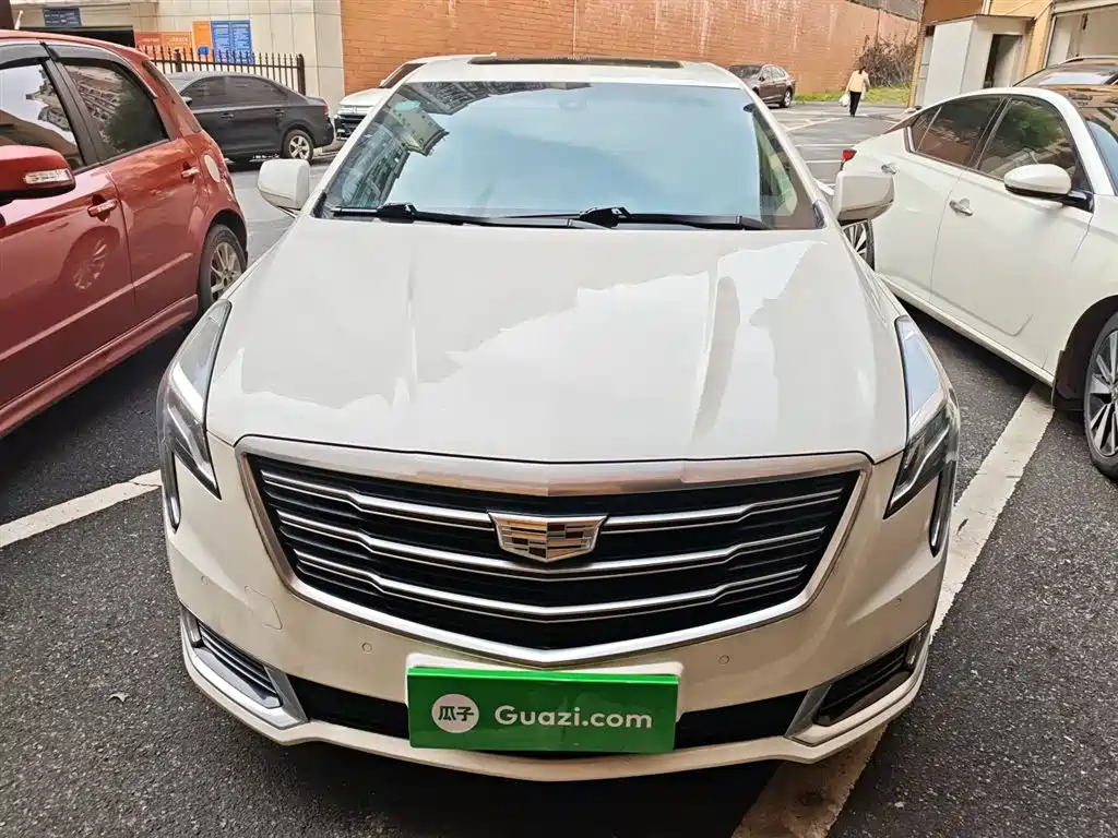 Cadillac XTS 28 T Elite