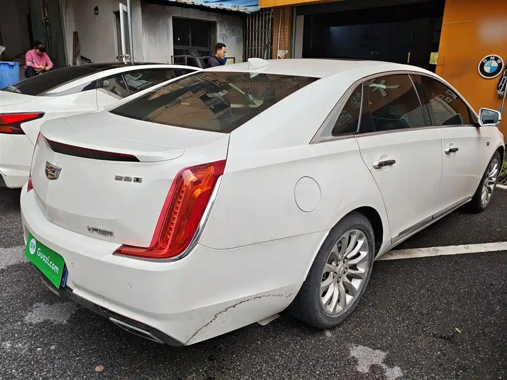 Cadillac XTS 28 T Elite