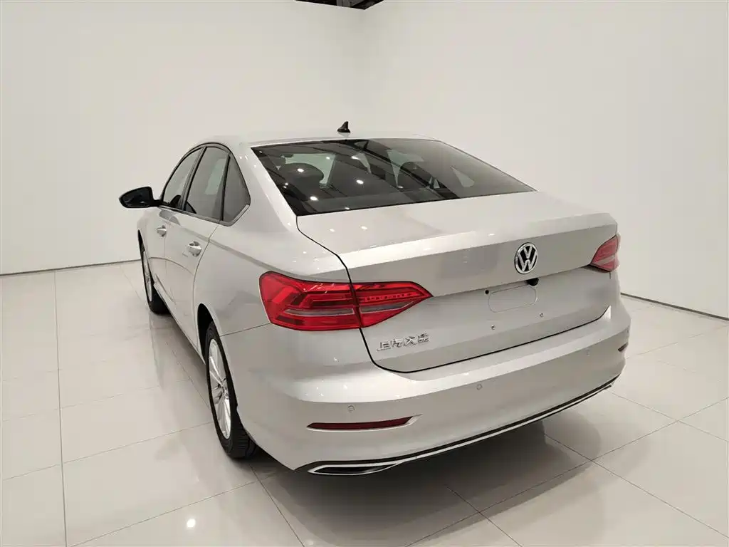 Lavida 280 TSI DSG Comfort CN-VI