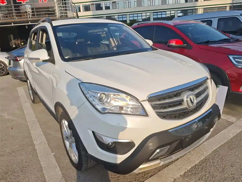 Changan CS35 1.6 L Manual Luxury CN-IV