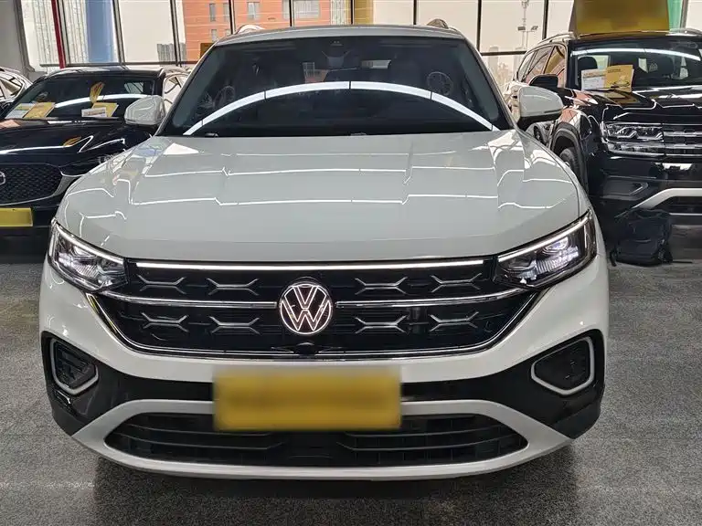 Tayron 330 TSI 2 WD Luxury Plus Advanced