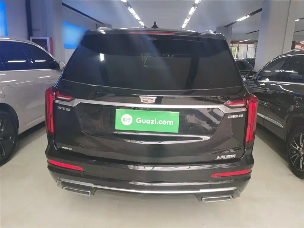 Cadillac XT6 2.0 T 6-seat 4 WD Luxury 120 Anniversary Limited