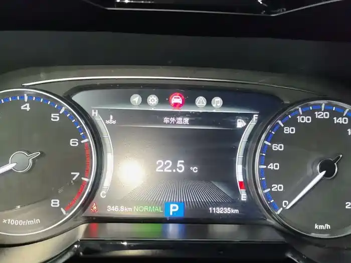 GAC Trumpchi GS8 320 T 2 WD Luxury Connected (7-seat)