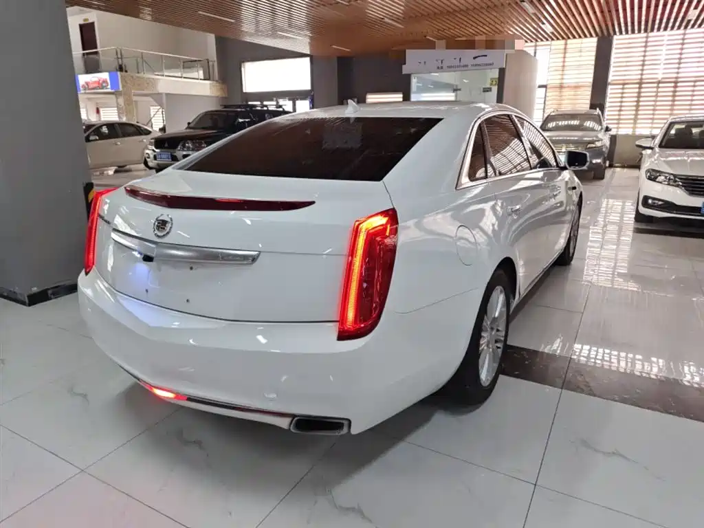 Cadillac XTS 28 T Comfort