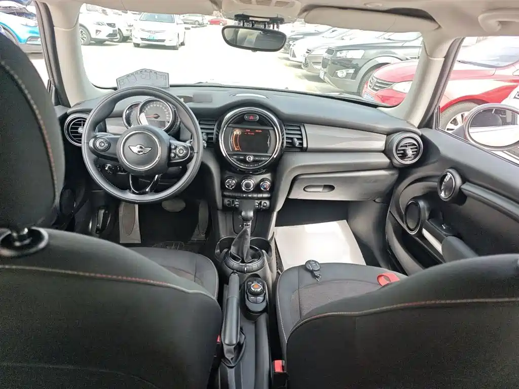 MINI 1.5 T COOPER Fun
