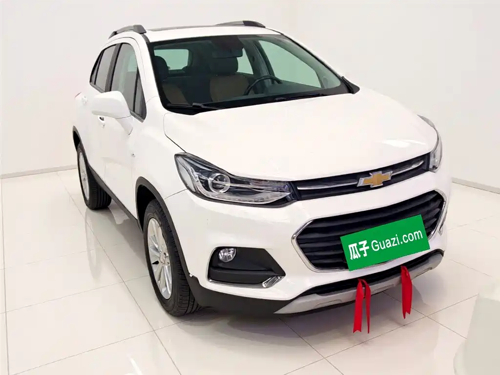 Tracker 1.4 T Auto 2 WD Luxury