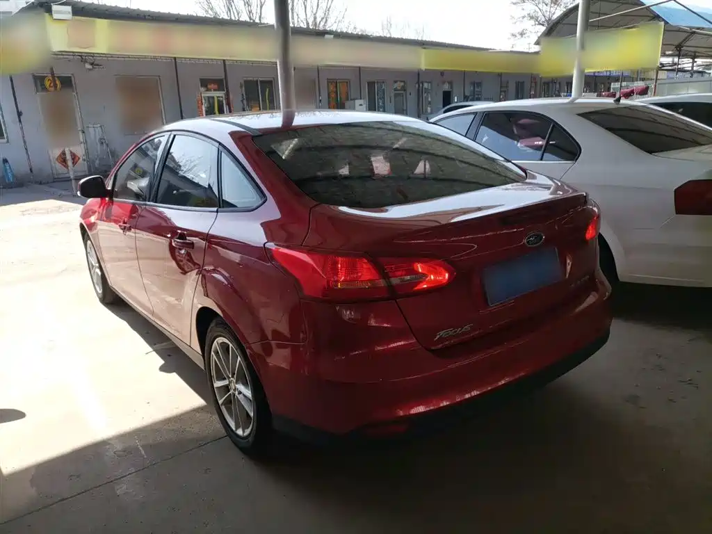 Focus Sedan 1.6 L Auto Style